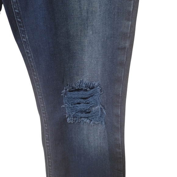 Free People Destroyed Reagan Dark Wash 5 Button Front Jeans - Size 31 - NWT - Picture 7 of 12